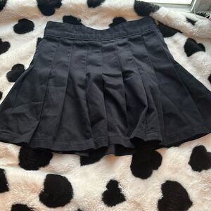 John Galt Brandy Melville Black Pleated Skirt | Size S |